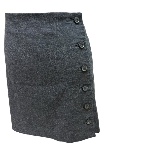 Banana Republic Women's Size 6 Mini Pencil Skirt Wool Blend with Accent Buttons - Picture 2 of 5